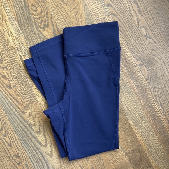 Women’s, new balance leggings, size Medium - Picture 3 of 4